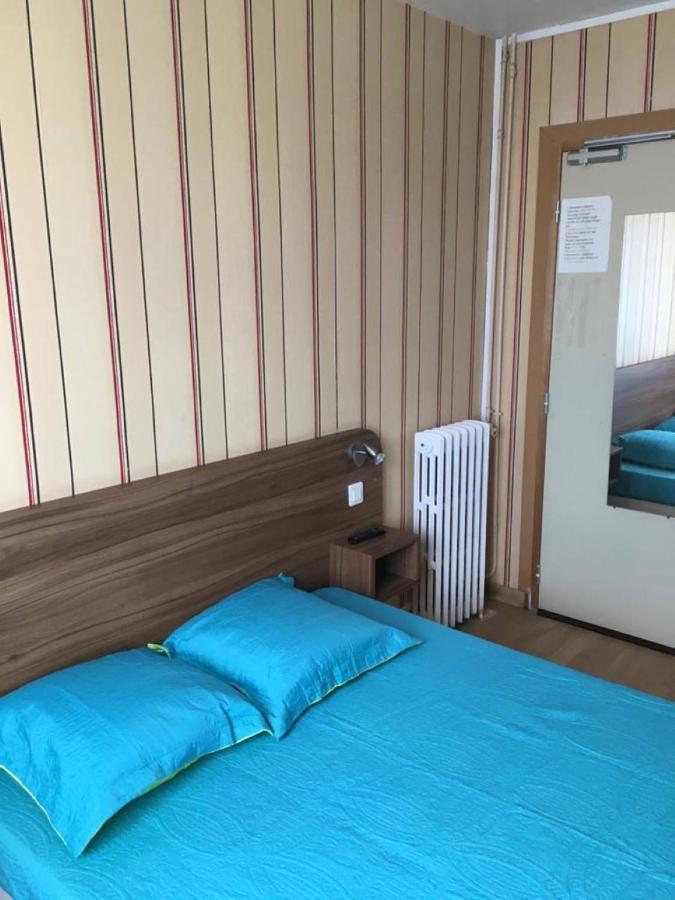 Hotel Les Rosiers La Rochelle  Zewnętrze zdjęcie