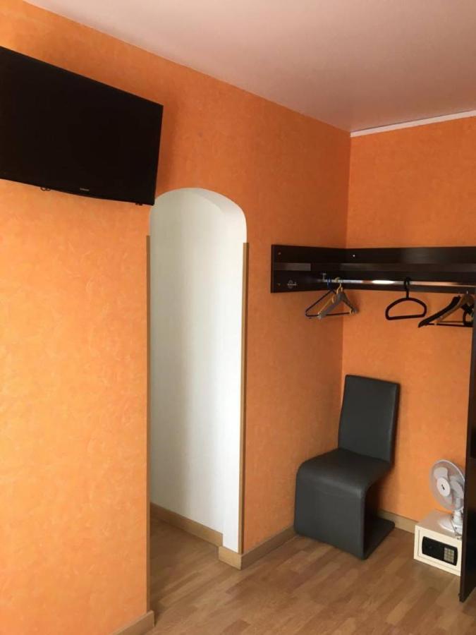 Hotel Les Rosiers La Rochelle  Zewnętrze zdjęcie