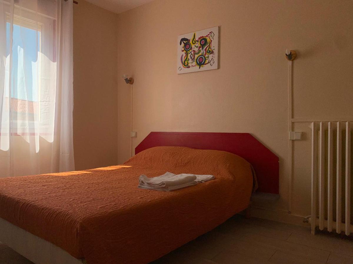 Hotel Les Rosiers La Rochelle  Zewnętrze zdjęcie