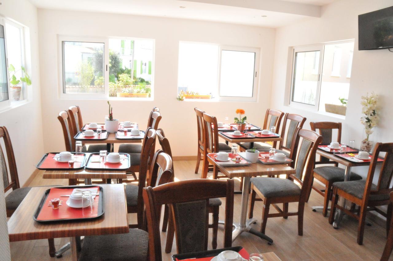 Hotel Les Rosiers La Rochelle  Zewnętrze zdjęcie