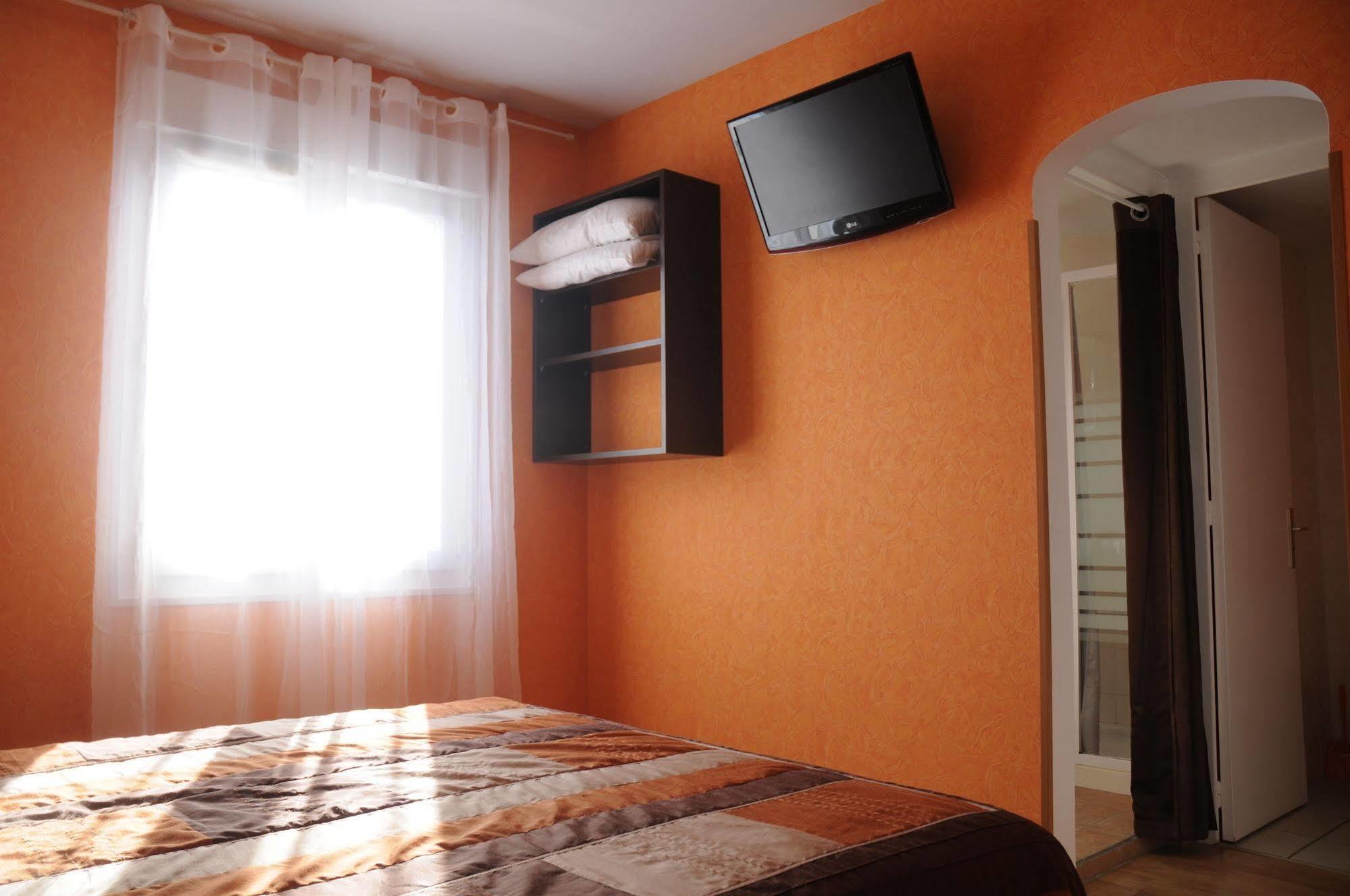 Hotel Les Rosiers La Rochelle  Zewnętrze zdjęcie