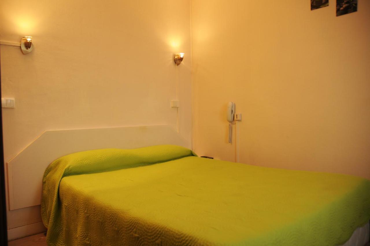 Hotel Les Rosiers La Rochelle  Zewnętrze zdjęcie
